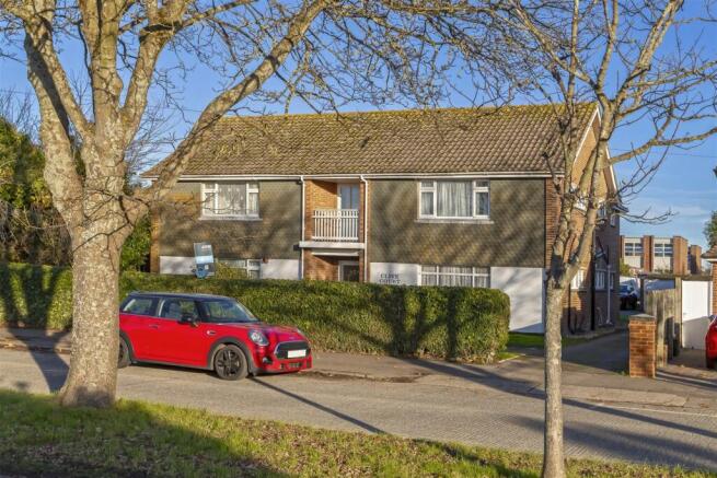 For Sale by Aspire Residential - Clive Court