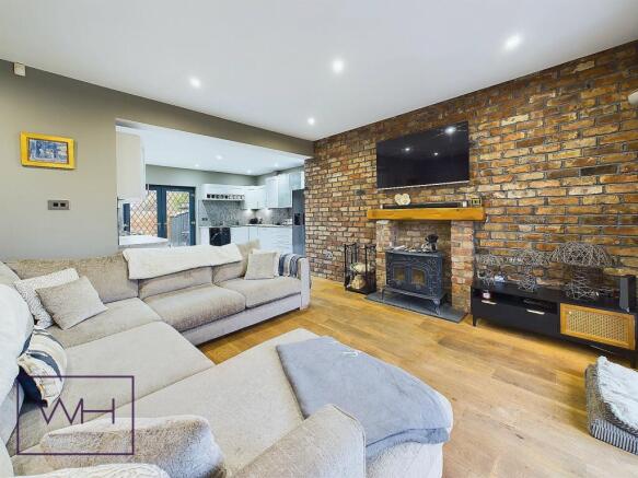 LOUNGE & STOVE