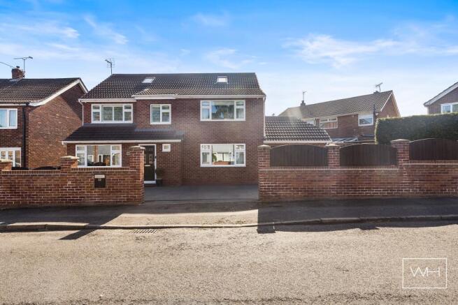 13 Ashburnham Close 