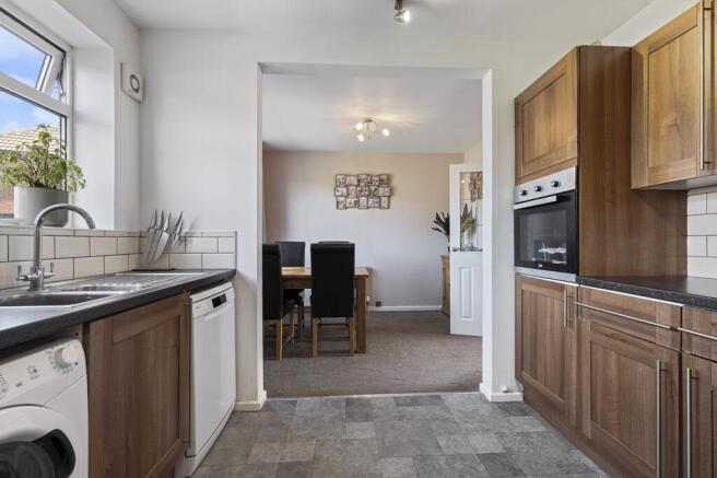 45 Winchester Way 10
