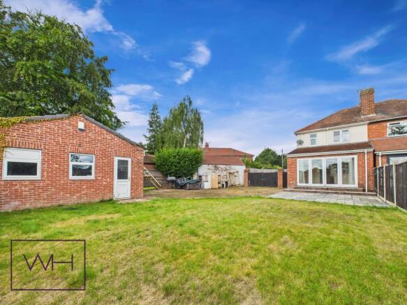 CAM03785G0-PR0279-ST