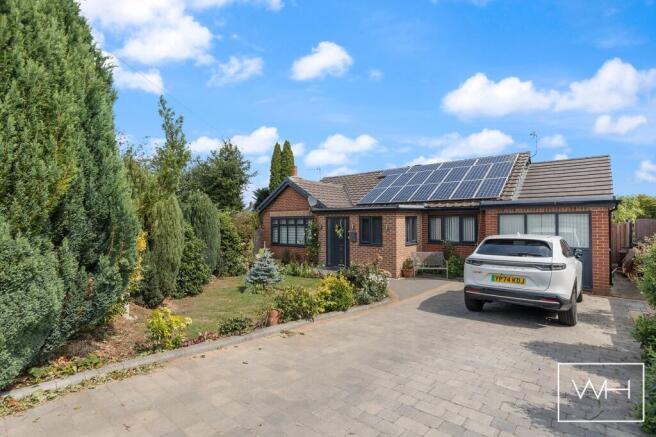 16 Chepstow Gardens,