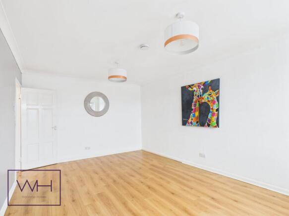 CAM03785G0-PR0317-ST