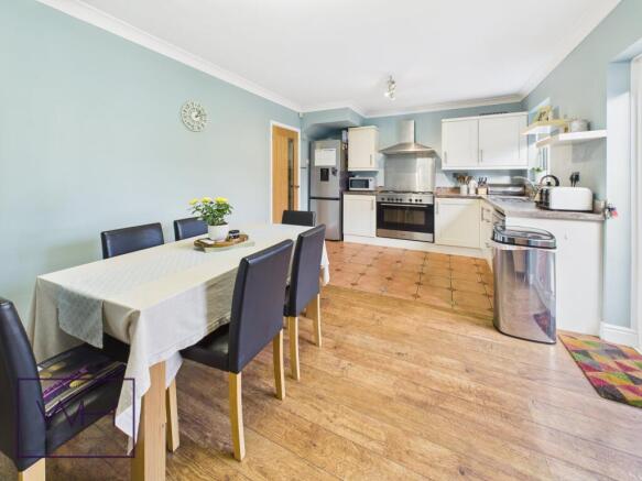 CAM03785G0-PR0322-ST