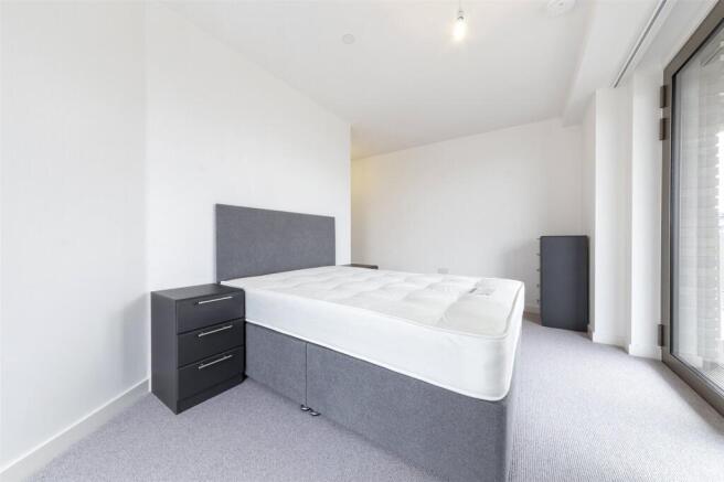 bedroom 1.2