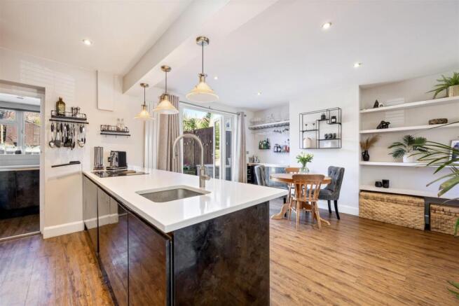 Nevill Avenue 157 KITCHEN DINER.jpeg