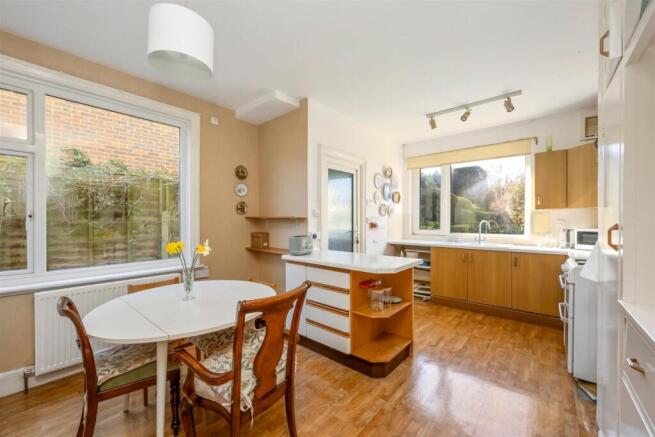 The Droveway 80 KITCHEN.jpeg