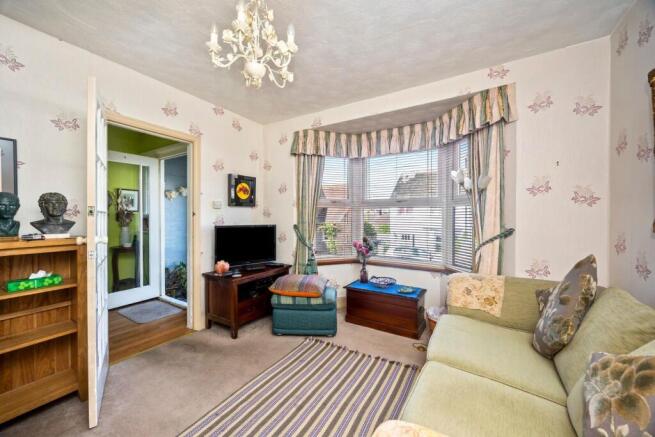 Southdown Road 9 LOUNGE TO HALL.jpeg