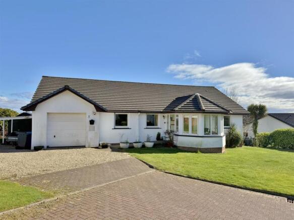 3 Kinneil park front