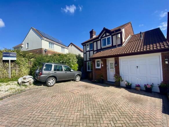 BARTON CLOSE, PLYMPTON, PLYMOUTH, PL7 2GU