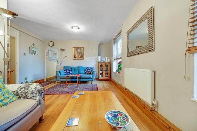 12-73c881175 VM HMF 43 NORTHAMPTON ST N1 2HX_7451-