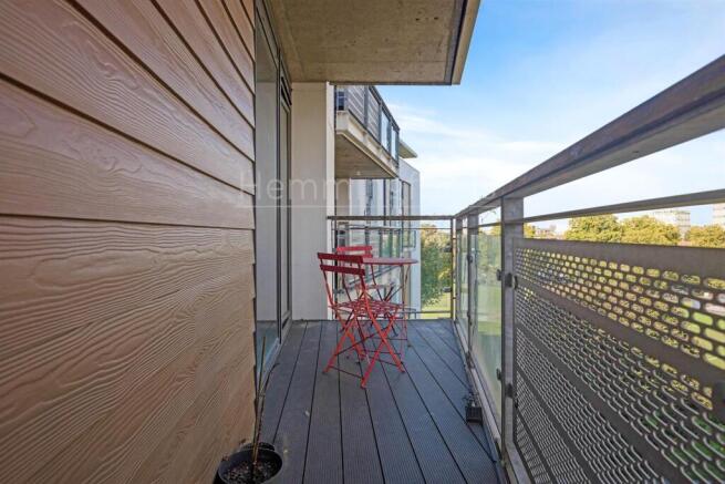 11-9f3f84313-HMF-JJ-42,46 Palmers Rd-2-medium.jpg