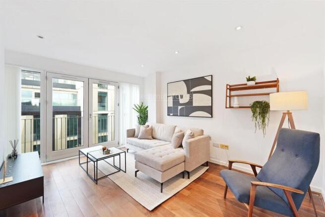 09-7eeaJUS07711 (1)-medium.JPG