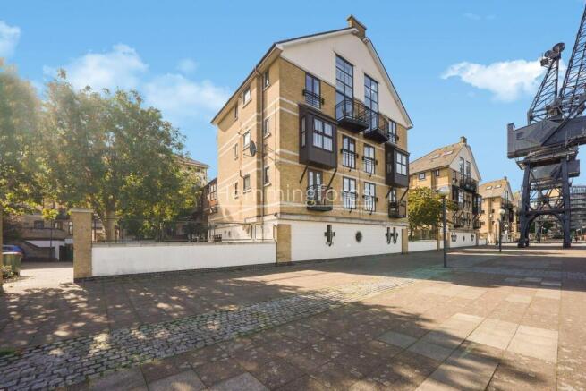 Flat 6, 4, York House,-02.jpg