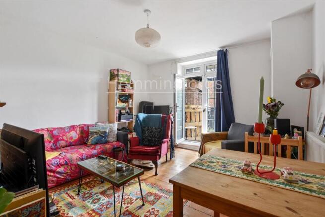 10-b30fGCHMF - 26 Samford House - Reception - Orig