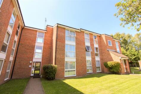 Cranston Close, Ickenham, UB10