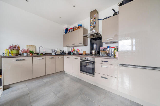 1296237-8-6840099...