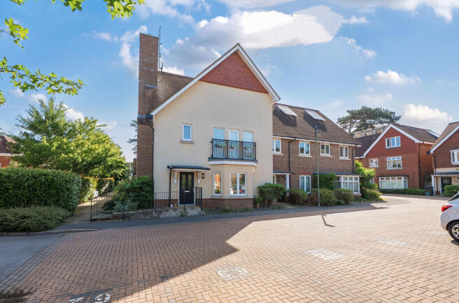 1320311-3-686cd74...