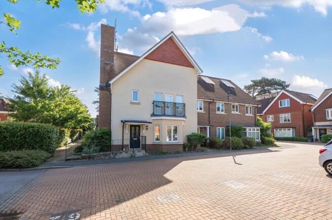 1320311-3-686cd74...