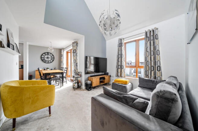 1340801-12-68a2f4...