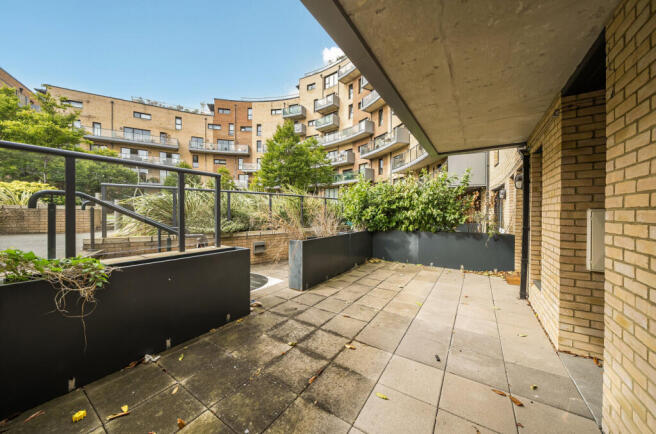 1354172-4-68c182c...