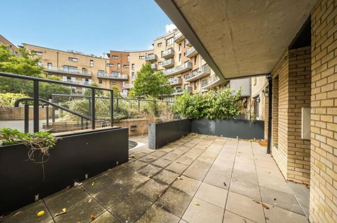 1354172-4-68c182c...