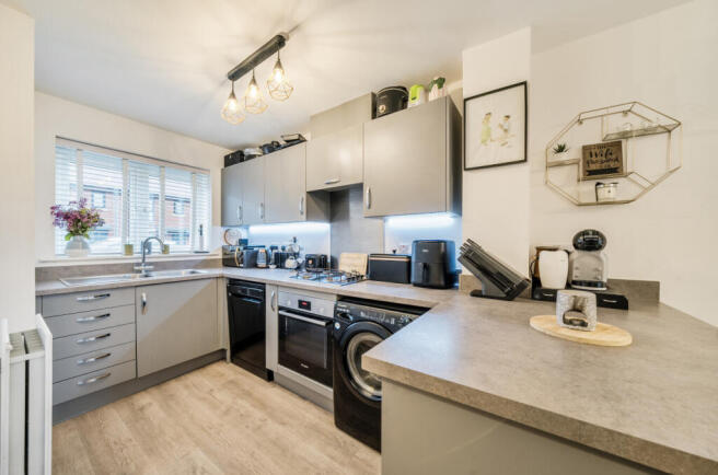 1362378-3-68dfb46...