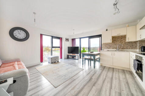 Kingman Way, Newbury, Berkshire