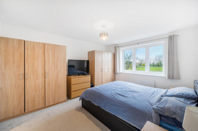 1380153-10-692852...