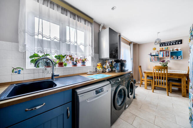 1386291-8-6929d3a...