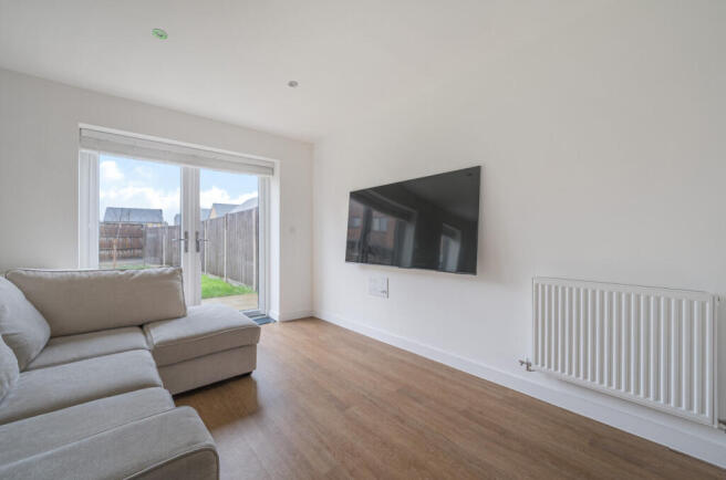 1386447-8-69315c9...