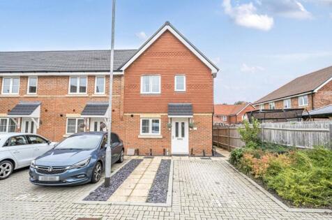 Yeomans Lane, Blackwater, Camberley