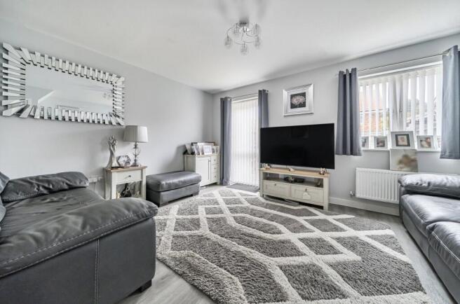 1364487-5-68ed20c...