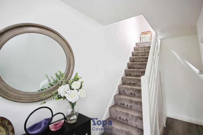 601d68ed-Entrance 20Hall.JPG