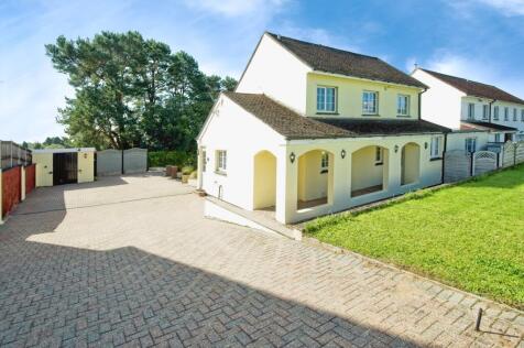 Folly Road, Pontypool, NP4