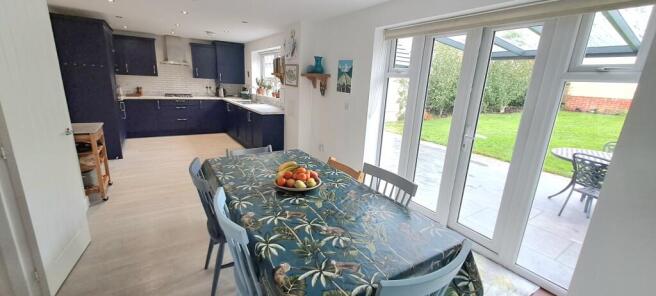 Kitchen Diner