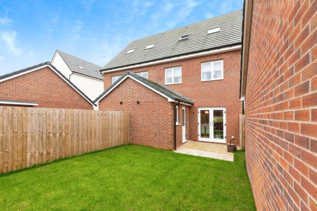 8austeniteway-22