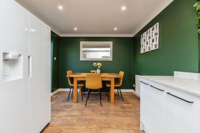 Kitchen/Dining Area