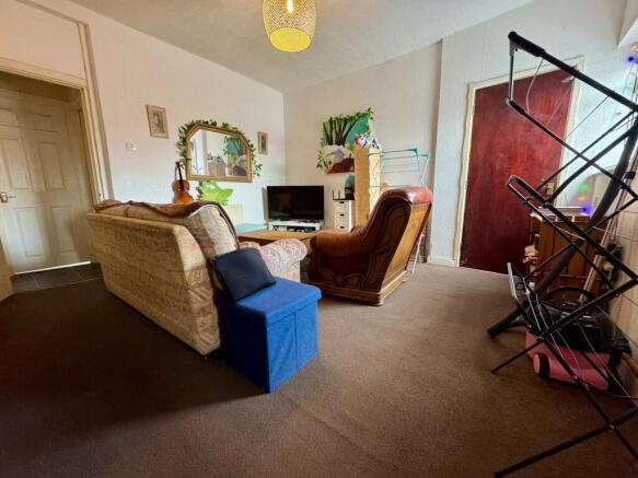 Lounge 2