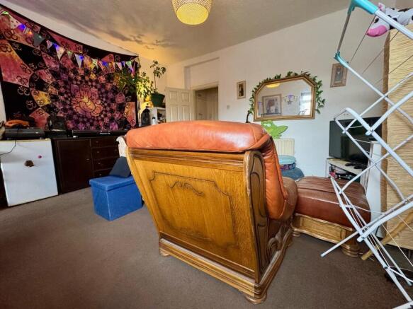 Lounge 3