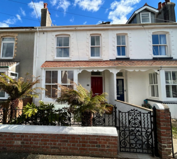 Waverley Road, Kingsbridge, TQ7