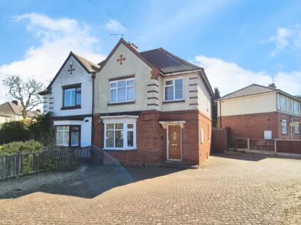 Clent Road, Oldbury, B68