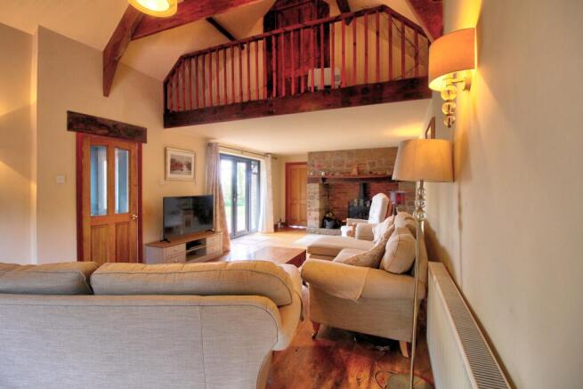 IMG_4442_3_4Interior4