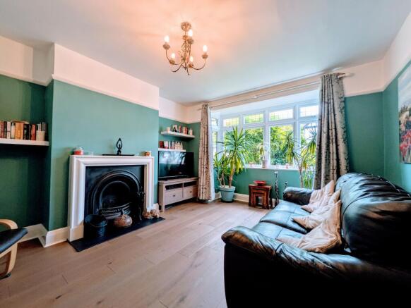 2-Living Room