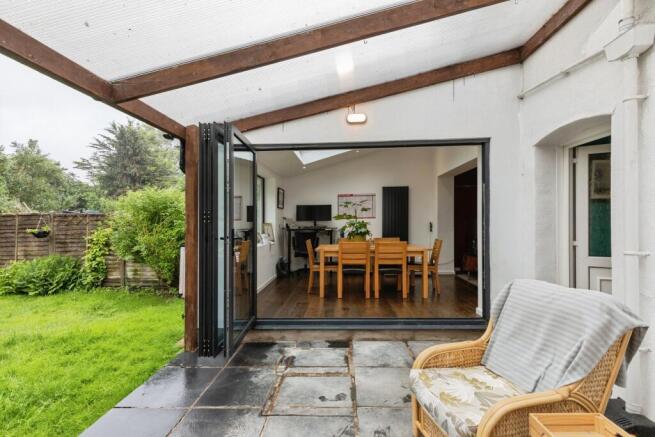 Covered Lean-to