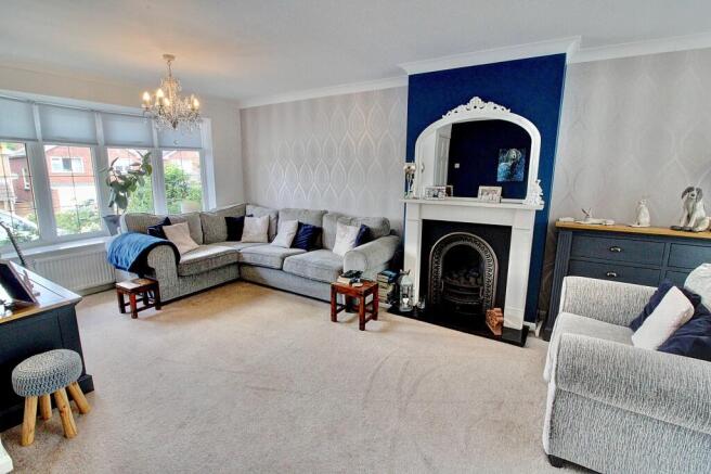 2. Lounge