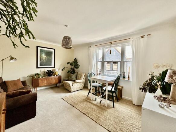 Lounge Dining Room