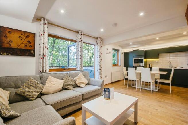 OPEN PLAN LIVING