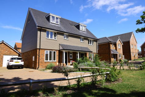 Heathpoult Road, Verwood, BH31