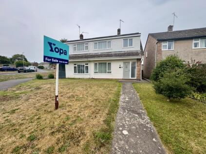 Dunster Gardens, Bristol, BS48